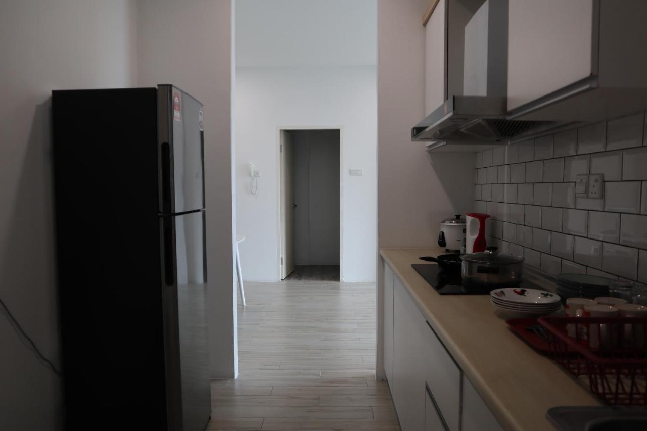 Zen66 @ Roxy Serviced Apartment クチン エクステリア 写真