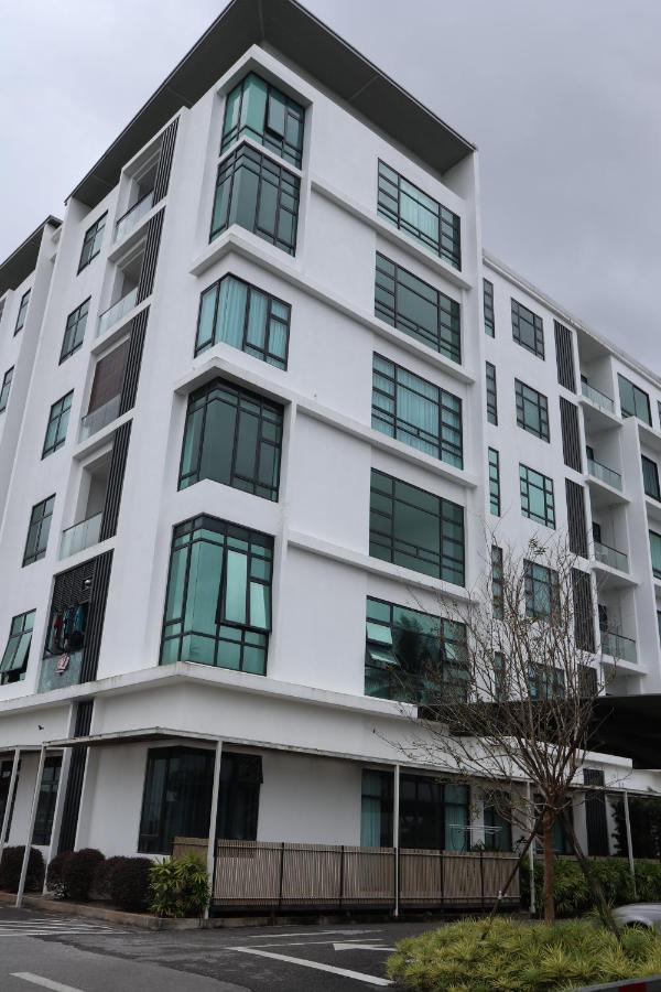 Zen66 @ Roxy Serviced Apartment クチン エクステリア 写真