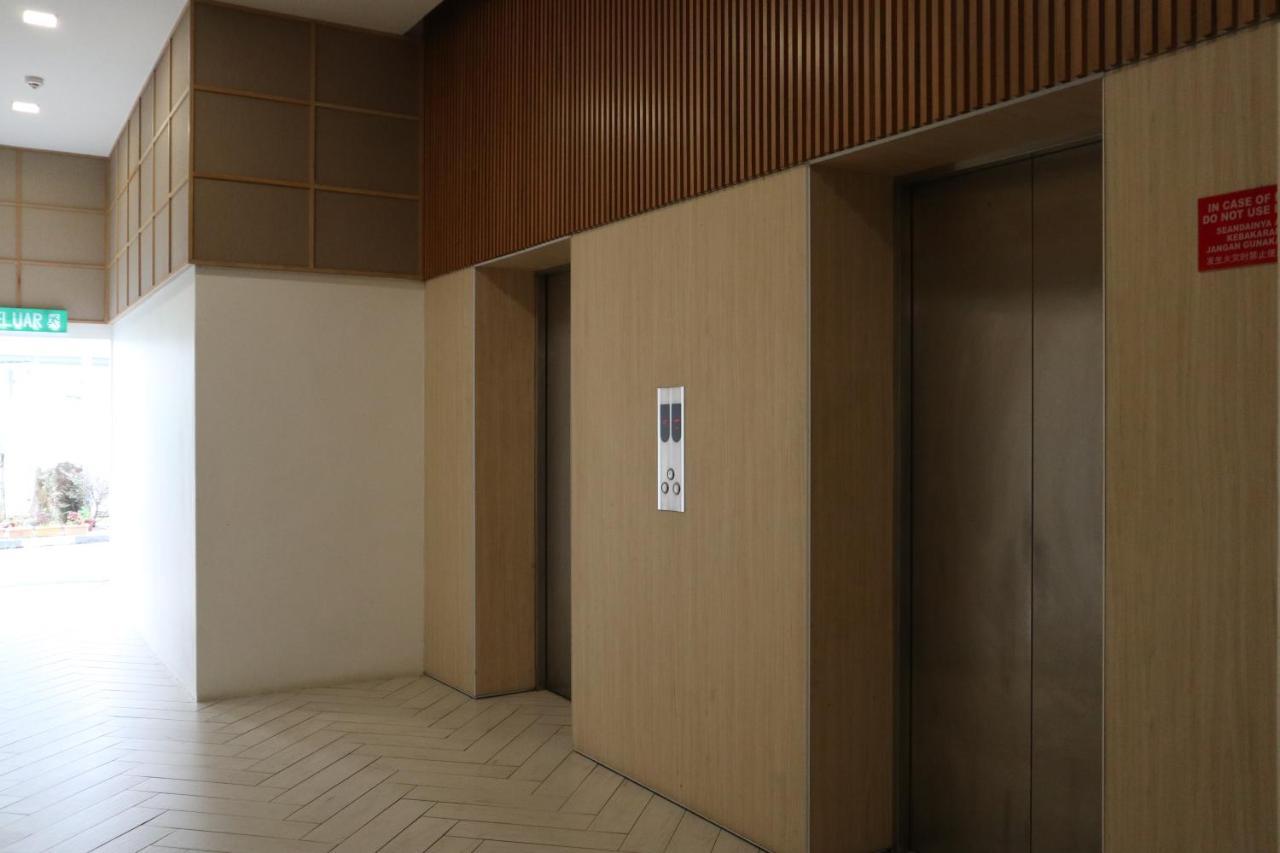 Zen66 @ Roxy Serviced Apartment クチン エクステリア 写真